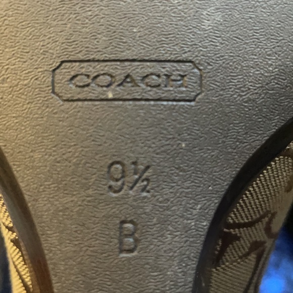 Coach Wedges Size 9.5B - Picture 7 of 9
